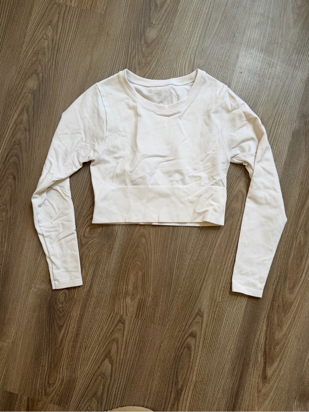 White Long Sleeve Cropped Tee